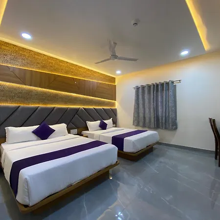 Hotel Bkc Gold View